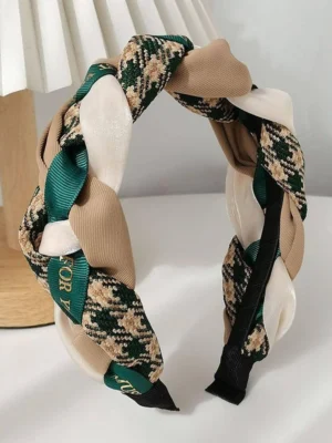 16842500625f3001665863f10846fde0e085321b71_thumbnail_900x